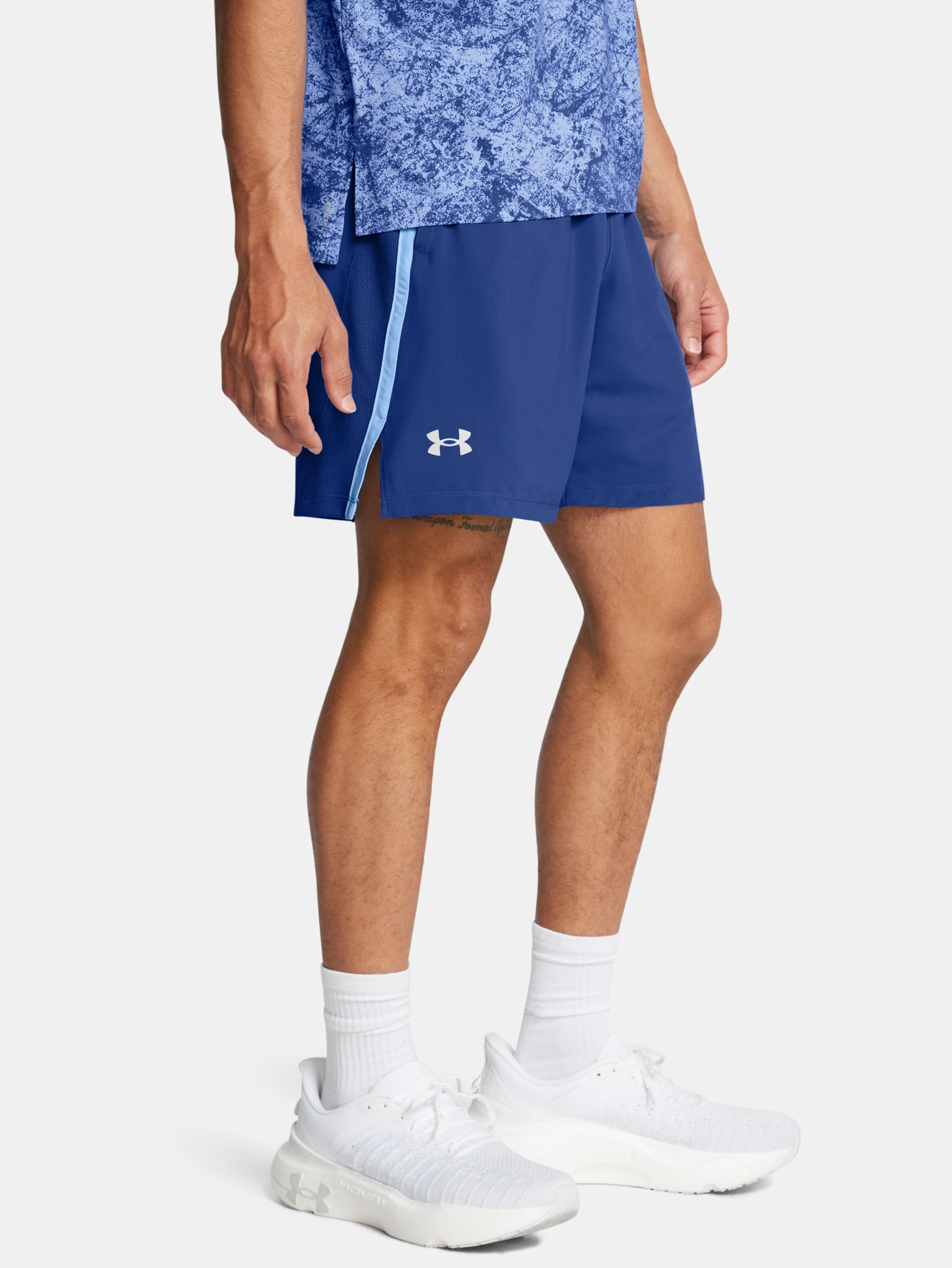 Férfi rövidnadrágok Under Armour UA LAUNCH 7'' SHORTS