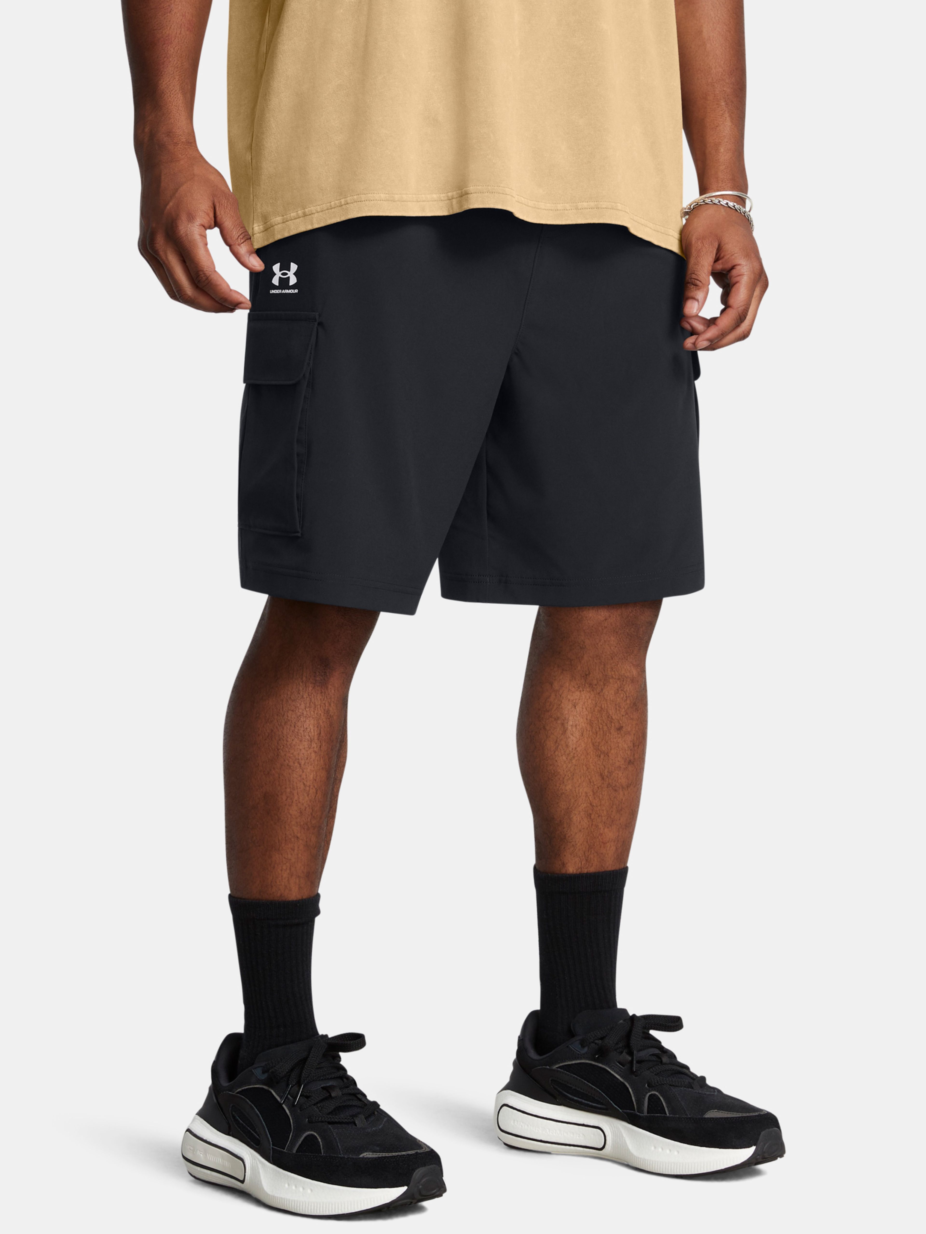 Kratke hlače Under Armour UA Vibe Woven Cargo Short