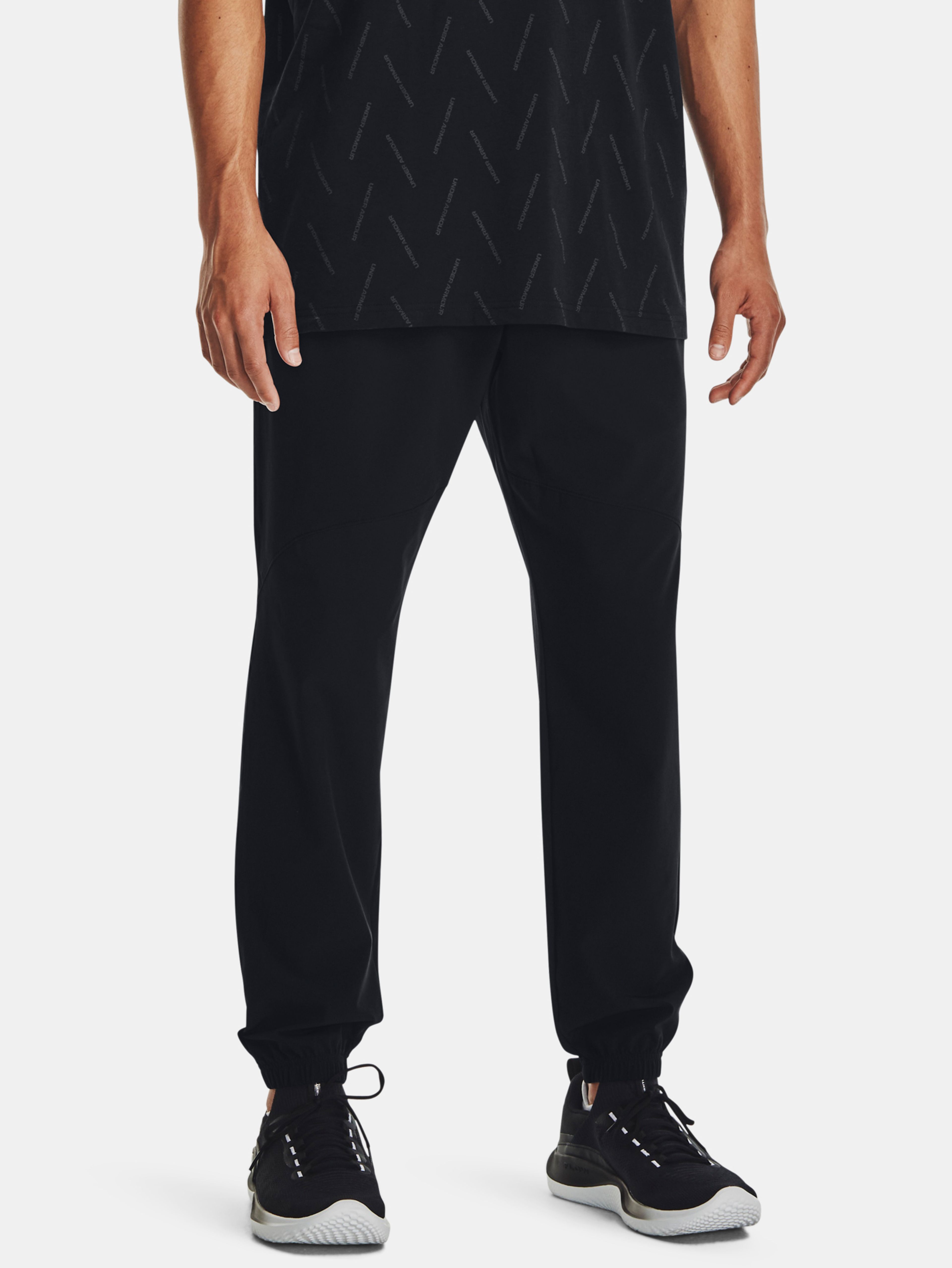 Teplaky Under Armour UA Stretch Woven Joggers-BLK