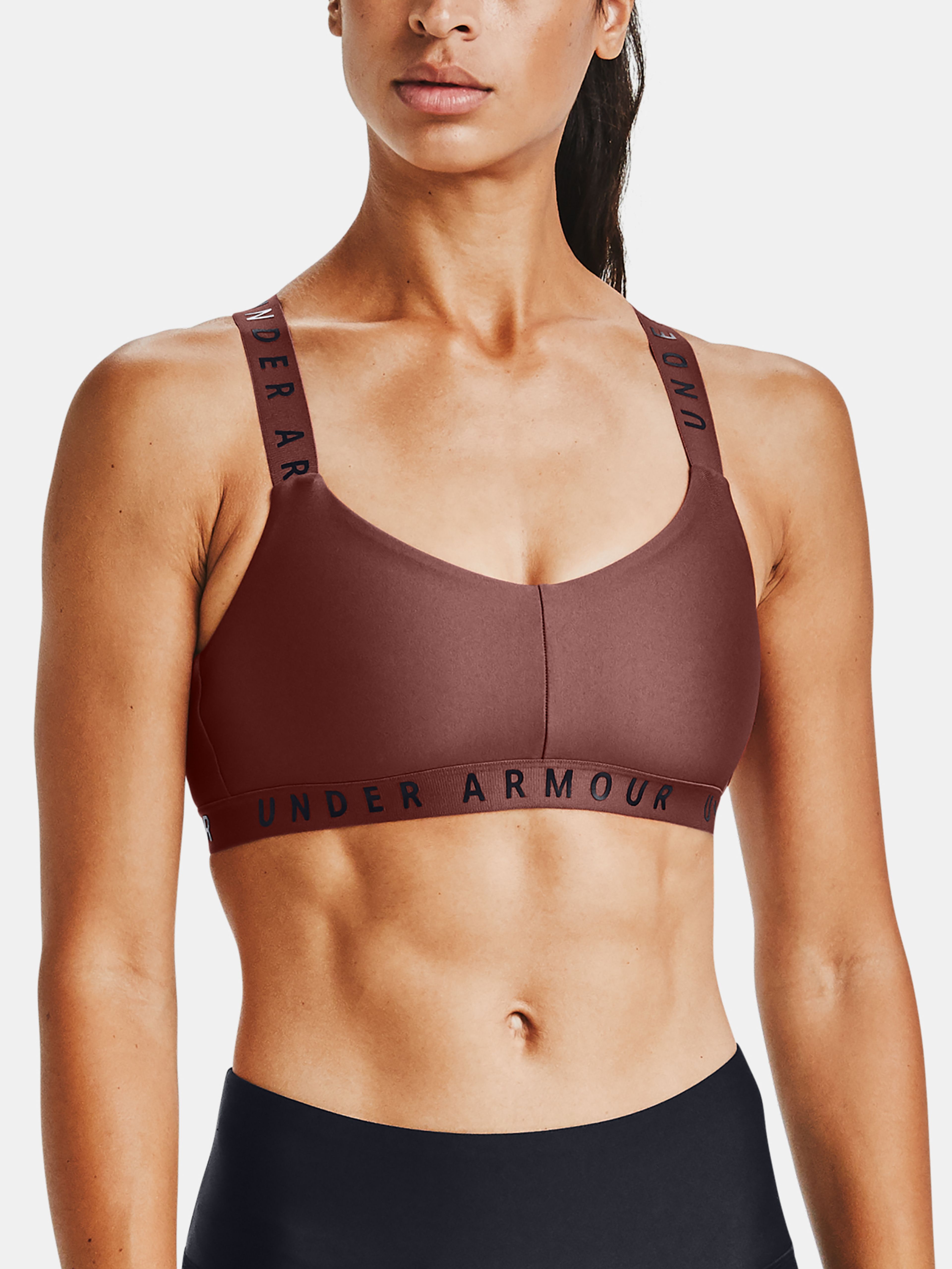 Under armour store wordmark strappy sportlette