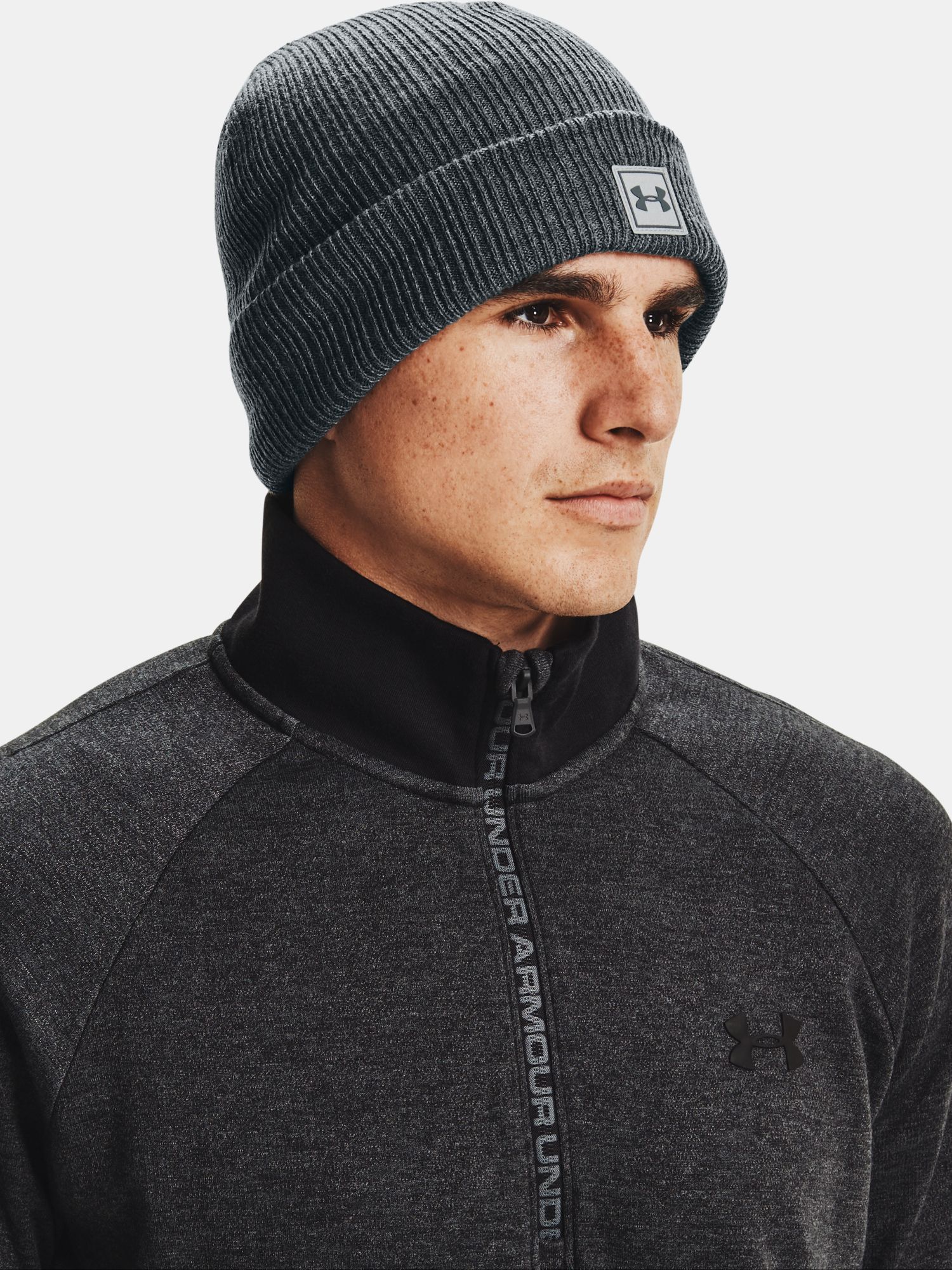 epice Under Armour Men s Truckstop Beanie 2.0 GRY underarmour.cz