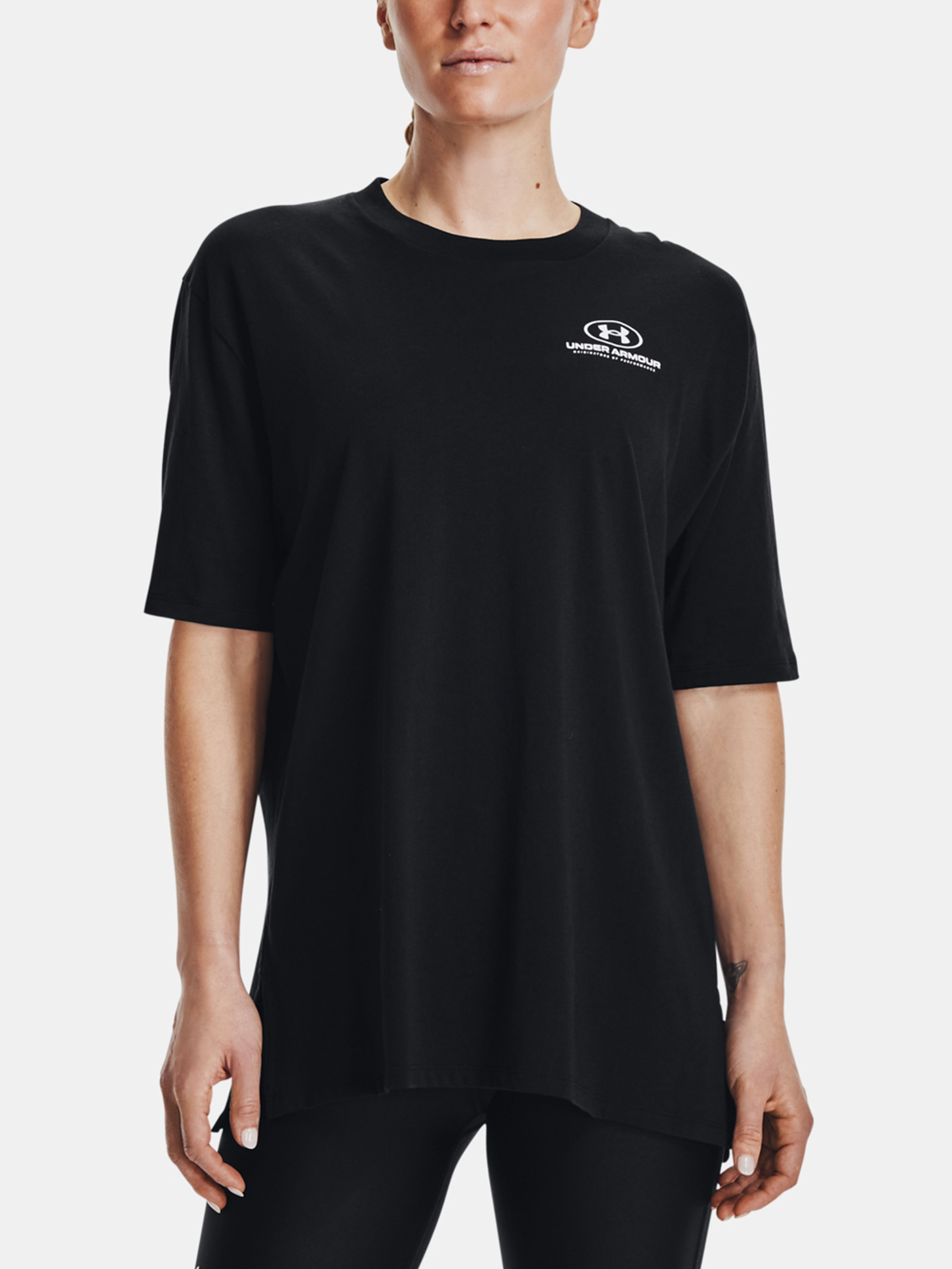 Tričko Under Armour Oversized Graphic SS-BLK