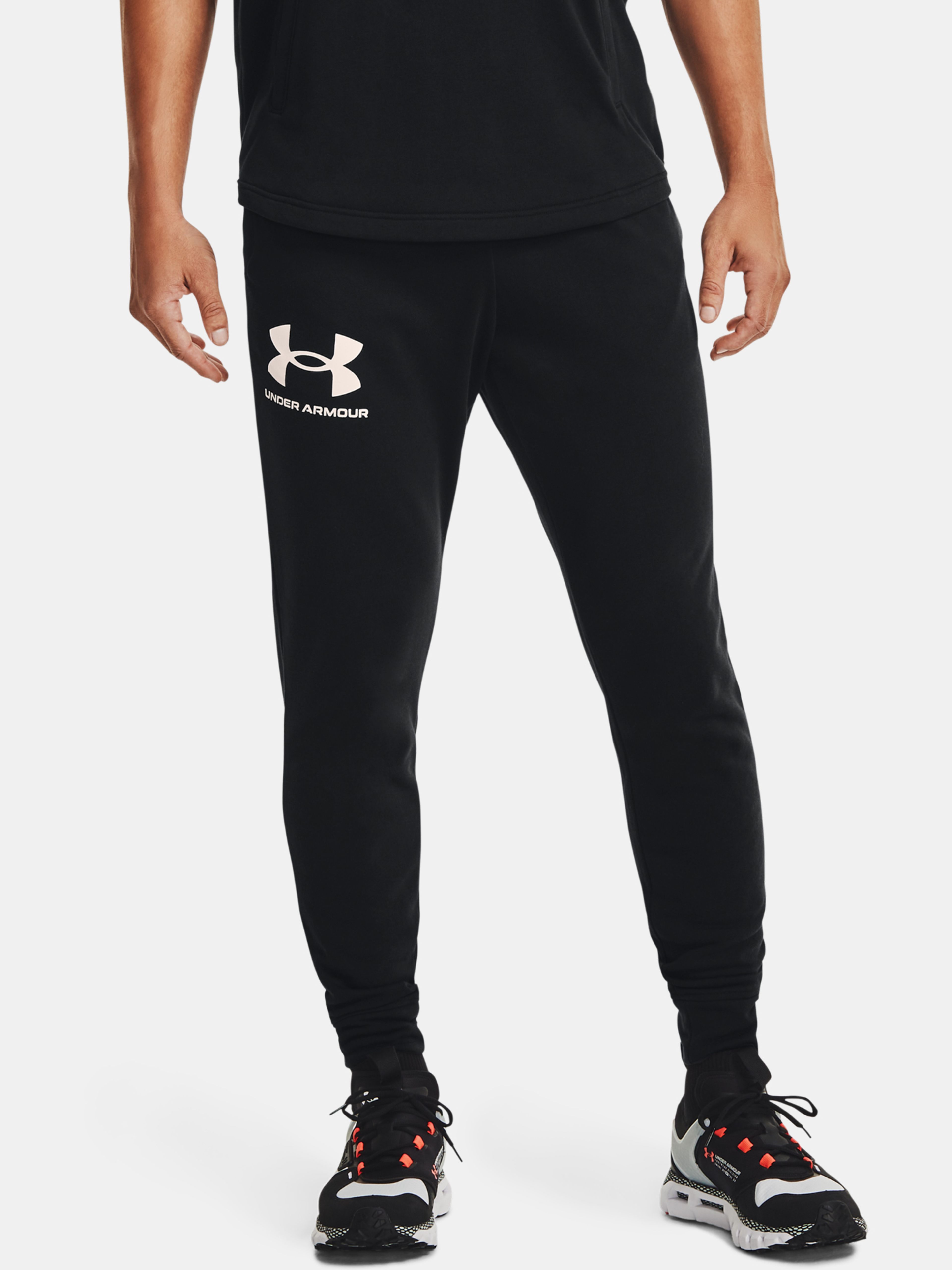  UA Rival Terry Graphic Jogr-GRN - tepláky dámské - UNDER  ARMOUR - 57.09 € - outdoorové oblečení a vybavení shop