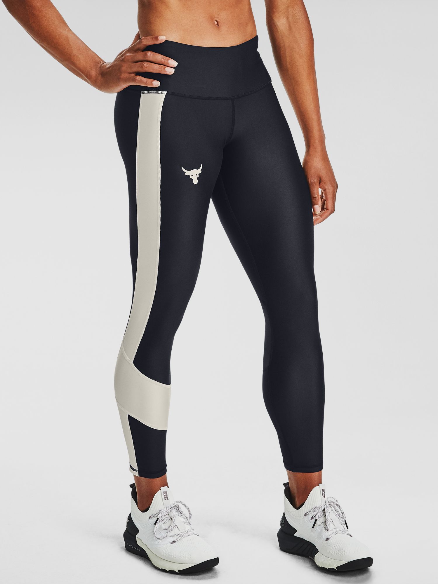 Kompresné legíny Under Armour Project Rock Ankle Crop-BLK