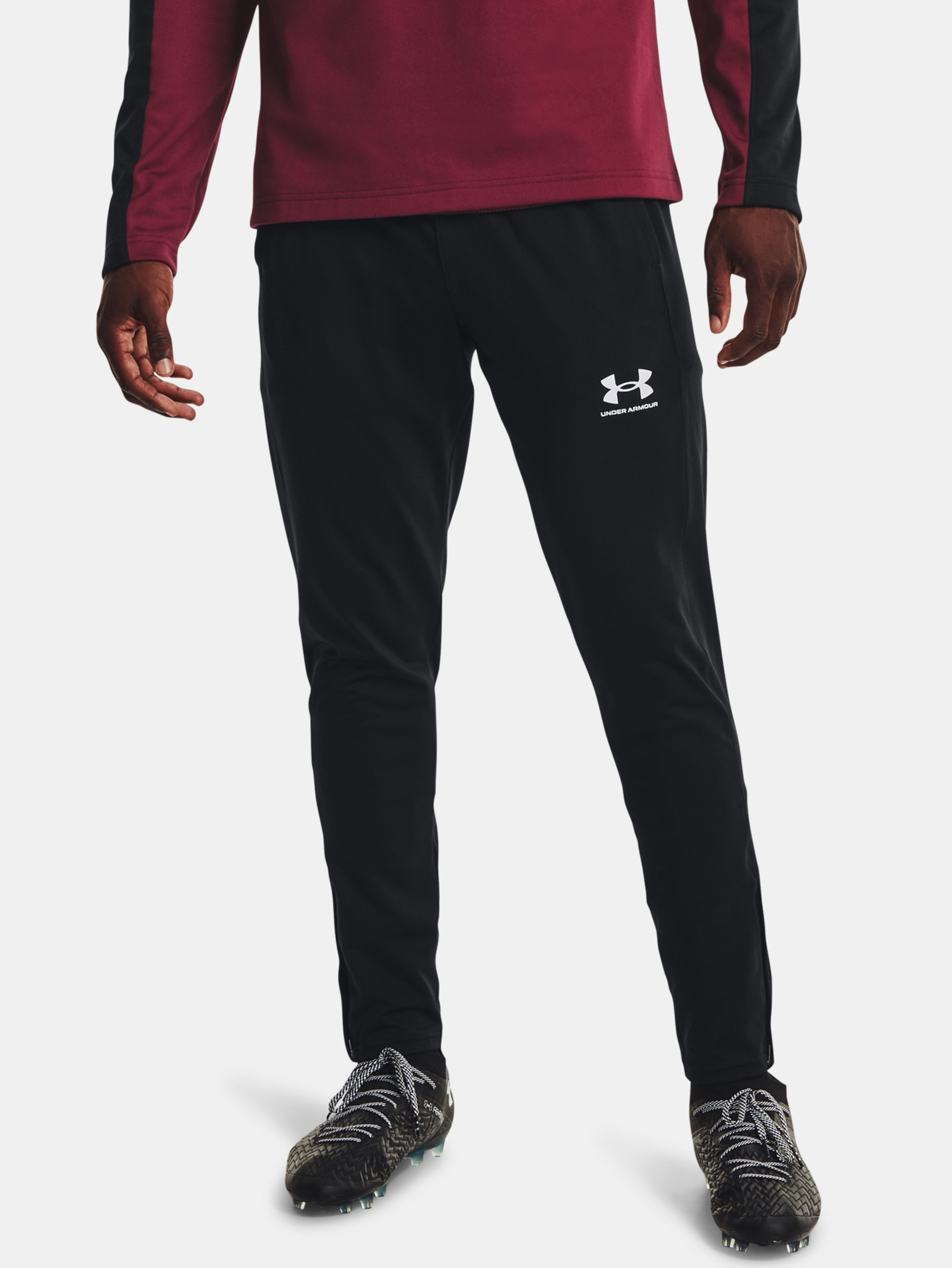 Kalhoty Under Armour Challenger Training Pant-BLK